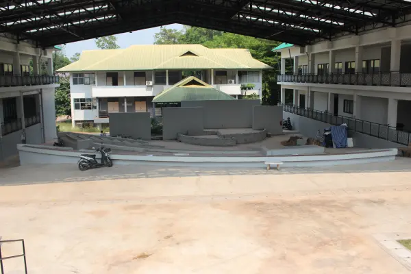 ลานแสดงศิลปะ อาคารศิลปะ ดนตรี นาฏศิลป์